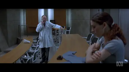 Extreme Measures (1996)