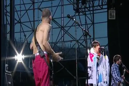 Red Hot Chili Peppers - So Much Live (2013)