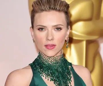 Scarlett Johansson - 87th Annual Oscars in Hollywood on February 22, 2015