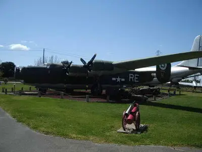 Consolidated B-24M Liberator Walk Around