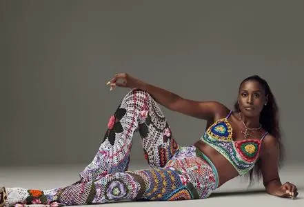 Issa Rae by Cass Bird for ELLE US: The Women in Hollywood Issue