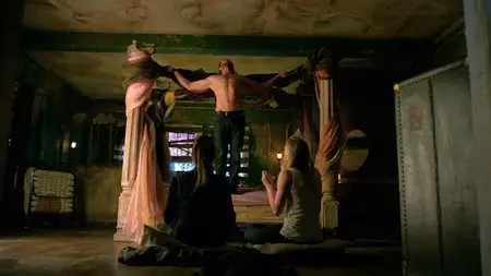 Lost Girl S03E03 (2013)