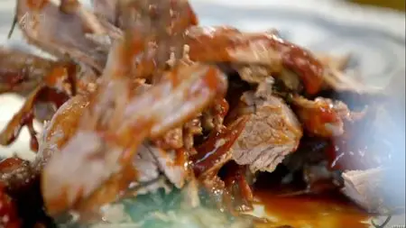 Jamies Money Saving Meals S01E01-E05 (2013)