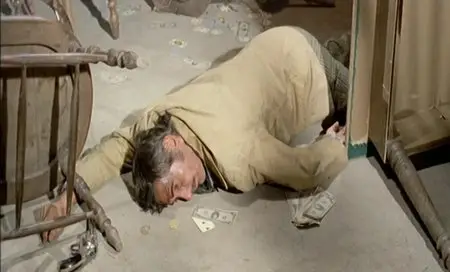 At the End of the Rainbow / Anda muchacho, spara! (1971)
