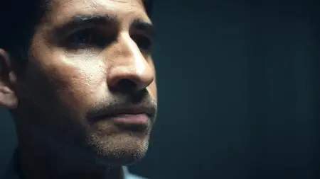 The Enemy Within S01E01