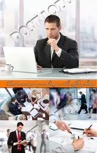 Businessman working in the office photos part 3