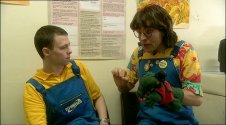 Little Britain, Season 1, episode 5: Biggest House of Cards