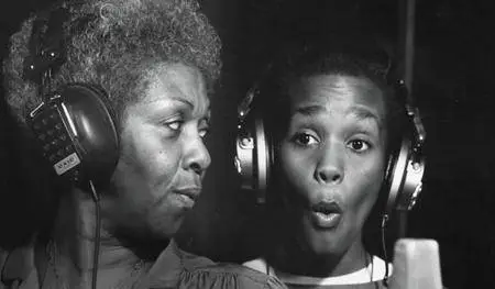 Whitney: Can I Be Me (2017)