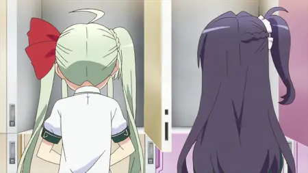 Vivid Strike! - 01 (720p BD x264 AAC