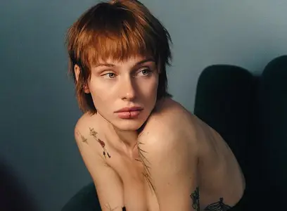 Liza by Adolfo Valente