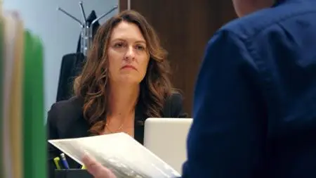 Hunting Hitler S03E02