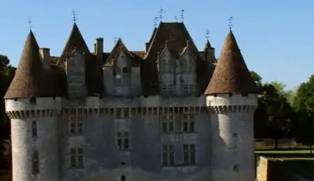 (Fr3) Des Racines et des Ailes : Passion patrimoine, du Périgord au Cotentin (2010)