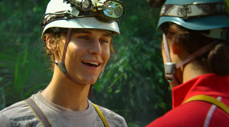 Sanctum (2011)