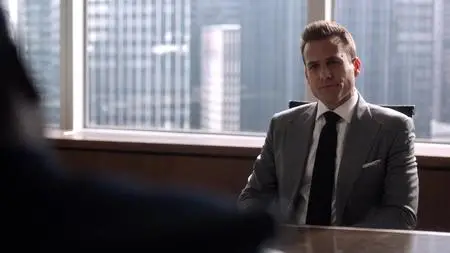 Suits S08E01