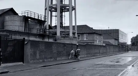Somers Town - by Shane Meadows (2008)