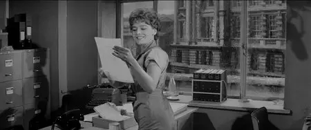 The Day the Earth Caught Fire (1961)