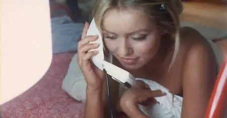 Monika (1974)