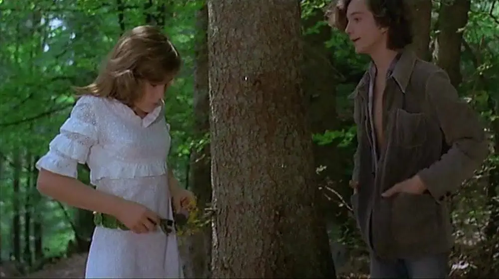 Maladolescenza / Playing with Love (1977)