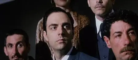 Il cuore altrove / Incantato (2003)