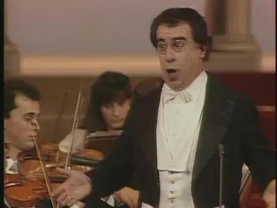 Luciano Pavarotti: 30th Anniversary Gala Concert (1992)