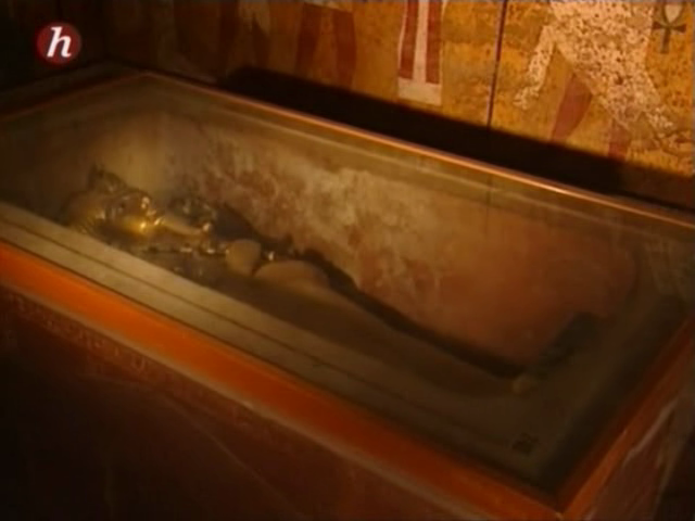 Histoire - Néfertiti, la reine mystérieuse (2007)