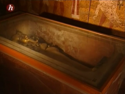 Histoire - Néfertiti, la reine mystérieuse (2007)