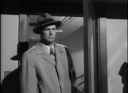 Naked Alibi (1954)