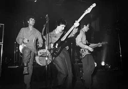 Gang Of Four - Entertainment! (1979) Remastered Reissue 1995 [Re-Up]