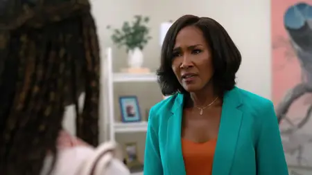 She the People S01E01