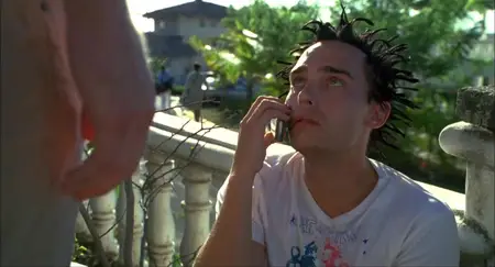Love Wrecked (2005)