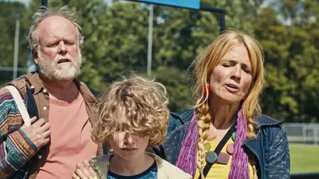 Football Parents S01E02