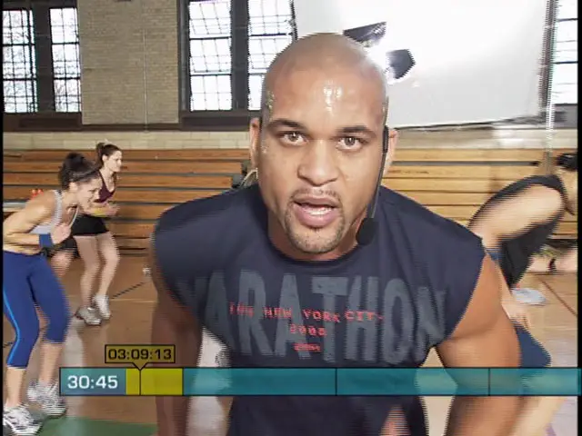 Beachbody Shaun T - Insanity Workout Deluxe - 13 DVD5 DVDFull (2009)
