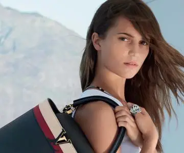 Alicia Vikander by Patrick Demarchelier for Louis Vuitton Cruise 2017 Campaign / AvaxHome
