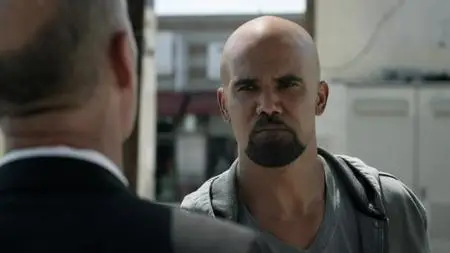 S.W.A.T. S02E22