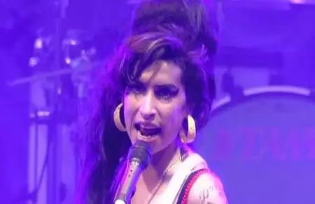 Amy Winehouse - Live in France (2007)