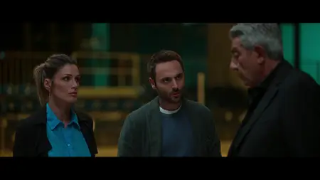 Sara Woman in the Shadows S01E06