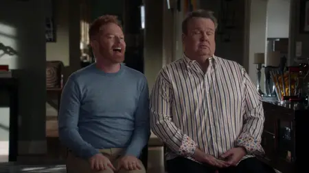 Modern Family S10E20