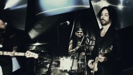 The Winery Dogs - Dog Years - Live In Santiago & Beyond 2013-2016 (2017)