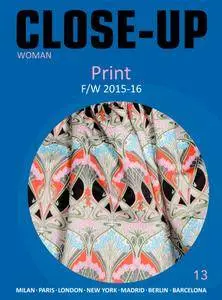Close-Up Print Women  - April 01, 2015