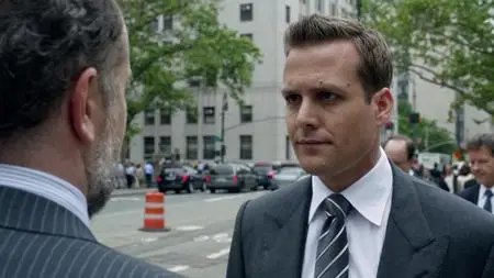 Suits S02E03