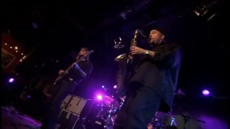 Mike Stern Band - New Morning: The Paris Concert (2009)