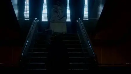 Van Helsing S02E01