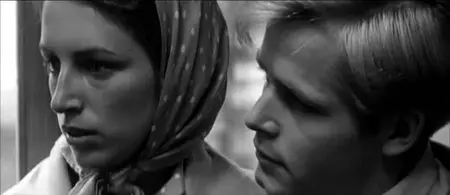 Als twee druppels water / The Dark Room of Damocles (1963)