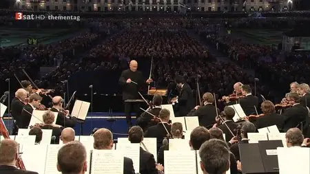 Vienna Philharmonic - Summer Night Concert Schonbrunn 2014 [HDTV 720p]