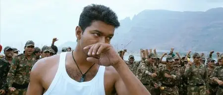 Thuppakki (2012)