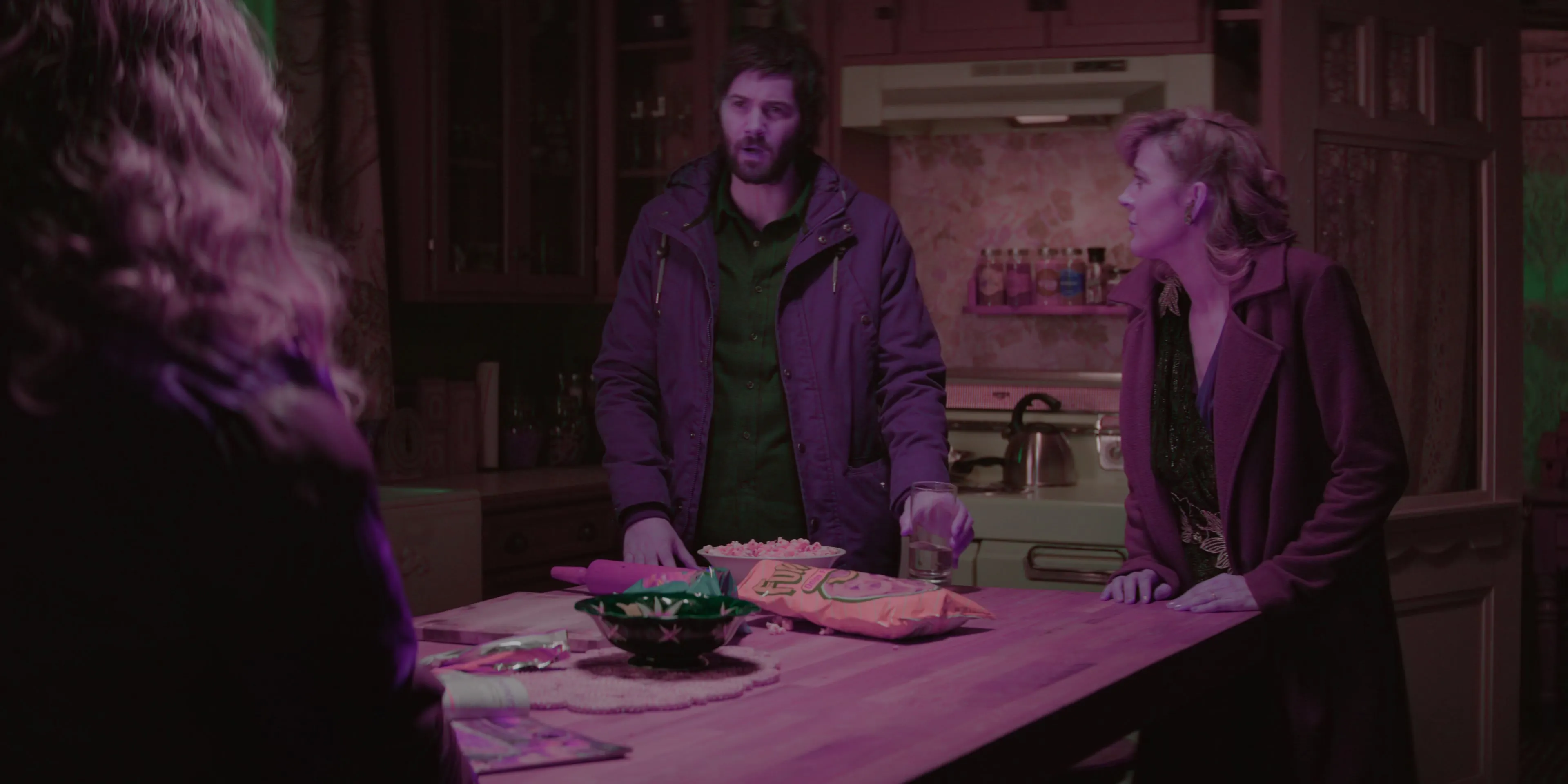 Home Before Dark S01E07