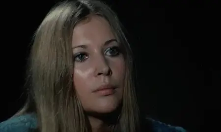 A Virgin Among the Living Dead / La nuit des étoiles filantes (1973)