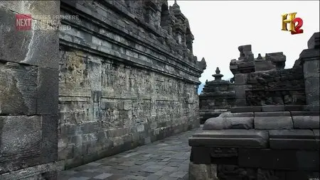 Ancient Aliens S05E01 - Secrets of the Pyramids (2012)