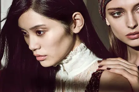 Ming Xi and Daga Ziober by Regan Cameron for Vоgue China October 2015