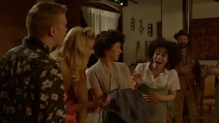 Search Party S01E06